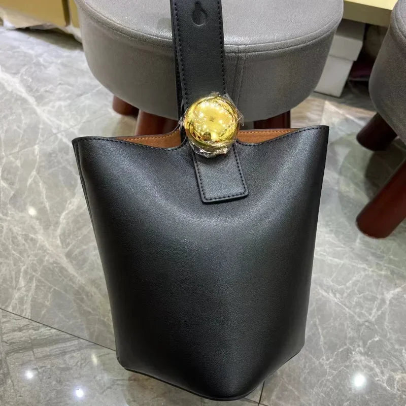 Ladies Large Capacity Leather Casual Shoulder Bag High Quality Bucket Bag Niche Design Lightweight Luxury High Quality