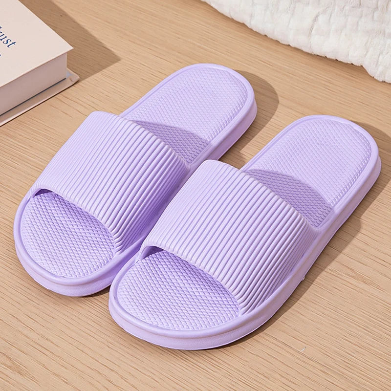 Lightweight Home Slippers Women Summer 2024 Comfortable Soft Sole Inddor Slides Ladies Solid Color Non-slip Beach Shoes Sandals